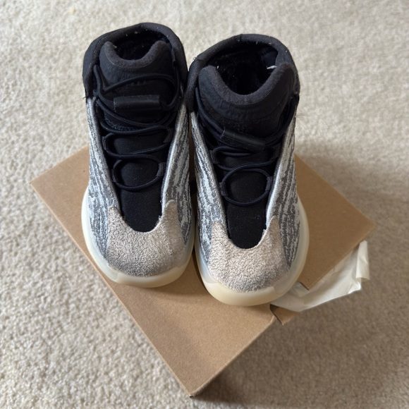 Yeezy QNTM Infants - Picture 1 of 7